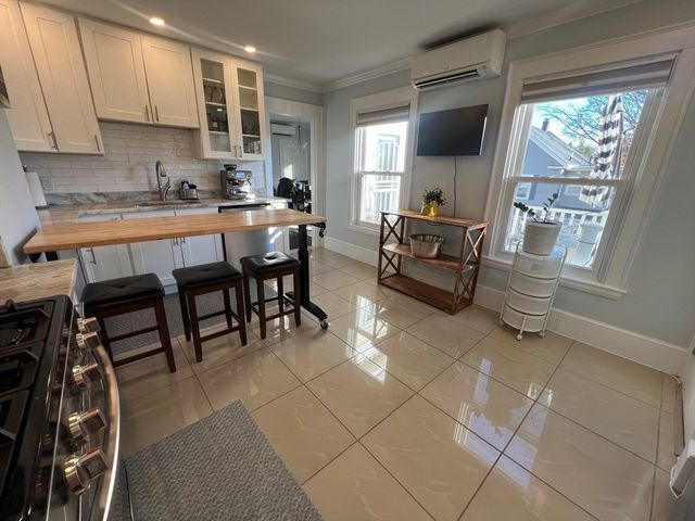 17 Emerson St 2, Wakefield, MA 01880