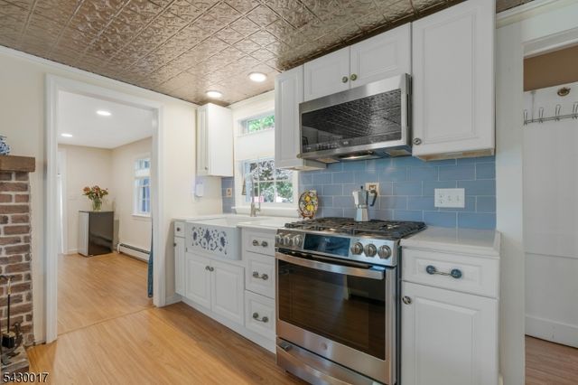 1048 State Route 28, Branchburg Twp., NJ 08876