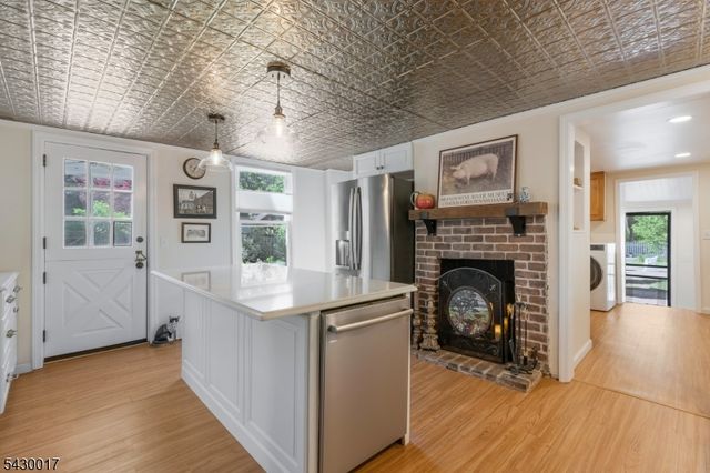 1048 State Route 28, Branchburg Twp., NJ 08876