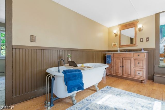 1048 State Route 28, Branchburg Twp., NJ 08876