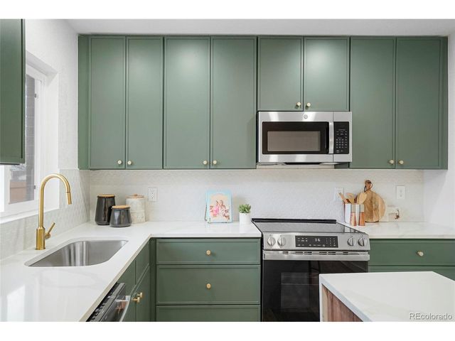 6836 Newcombe St, Arvada, CO 80004