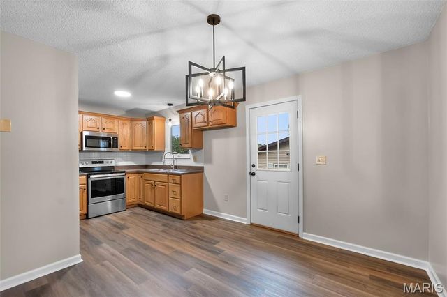 906 Glencoe, Park Hills, MO 63601