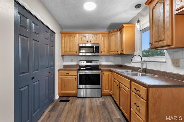906 Glencoe, Park Hills, MO 63601