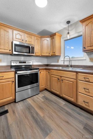 906 Glencoe, Park Hills, MO 63601