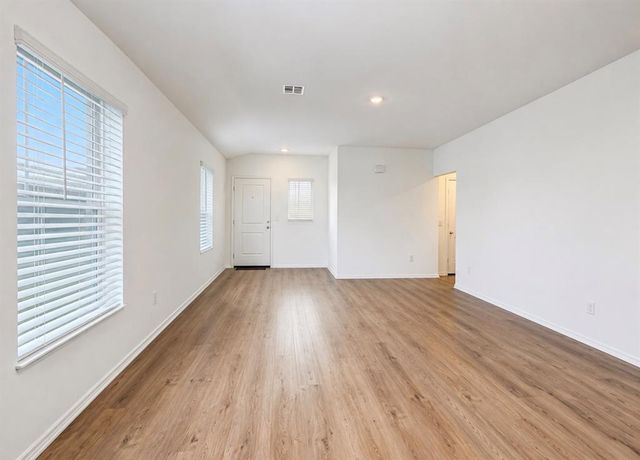12917 Florence Lane, Yukon, OK 73099