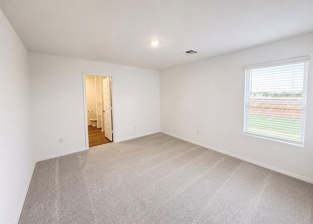 12917 Florence Lane, Yukon, OK 73099