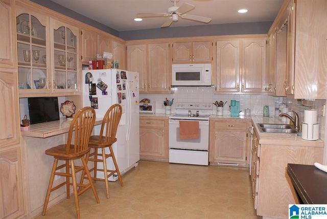 3965 BLACK HAWK DRIVE, Bessemer, AL 35022