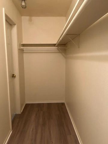 312 E 43rd ST 201, Austin, TX 78751