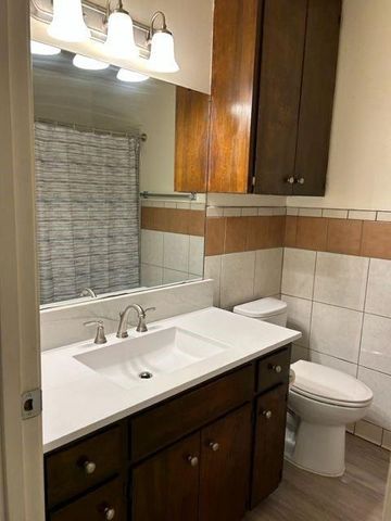 312 E 43rd ST 201, Austin, TX 78751