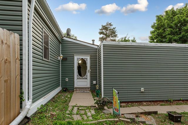 1858 Kennedy Court, Northfield, MN 55057