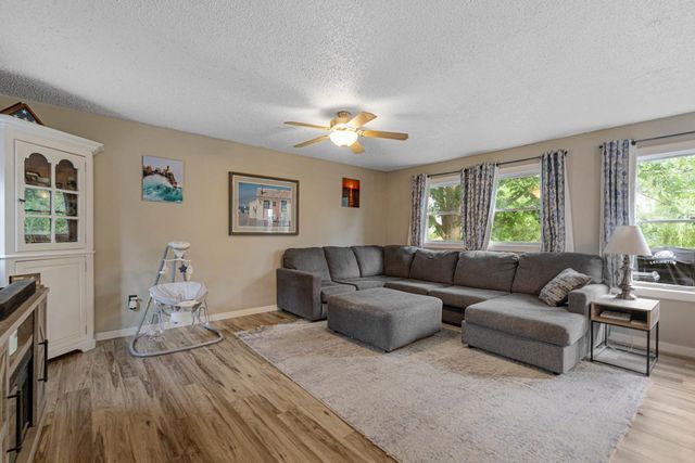 1858 Kennedy Court, Northfield, MN 55057