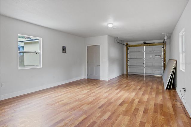 8514 N MITCHELL AVENUE, Tampa, FL 33604