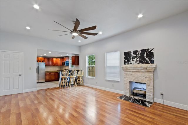 8514 N MITCHELL AVENUE, Tampa, FL 33604