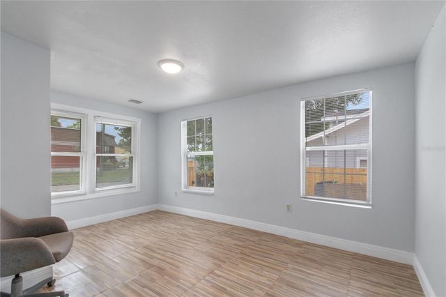 8514 N MITCHELL AVENUE, Tampa, FL 33604