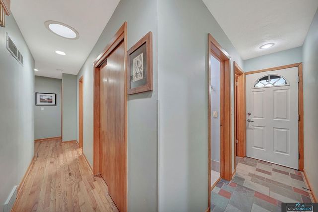 8121 A Street, Lincoln, NE 68510