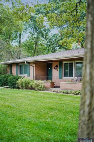 8121 A Street, Lincoln, NE 68510