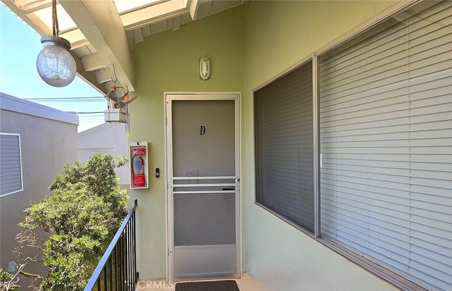 1214 Agate Street D, Redondo Beach, CA 90277