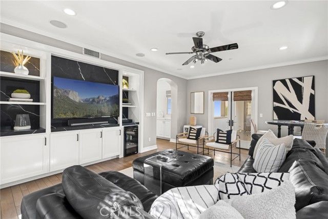 10885 Silverado, Tustin, CA 92782