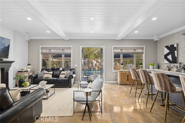 10885 Silverado, Tustin, CA 92782