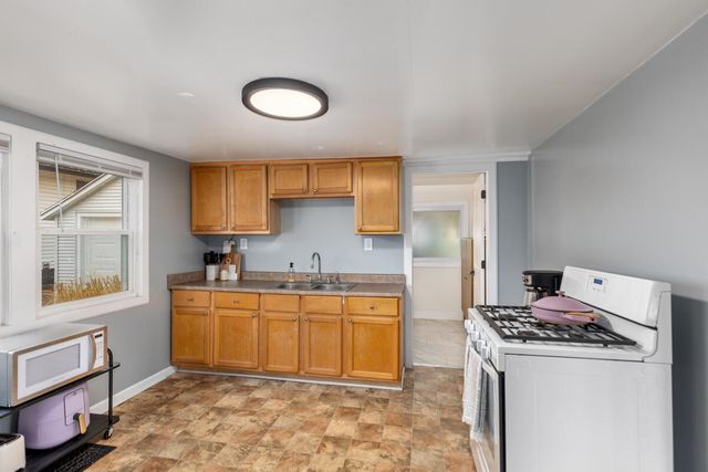 536 Wright Street Ne, City Of Grand Rapids, MI 49505