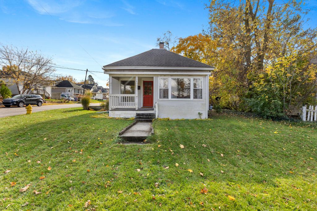 536 Wright Street Ne, City Of Grand Rapids, MI 49505