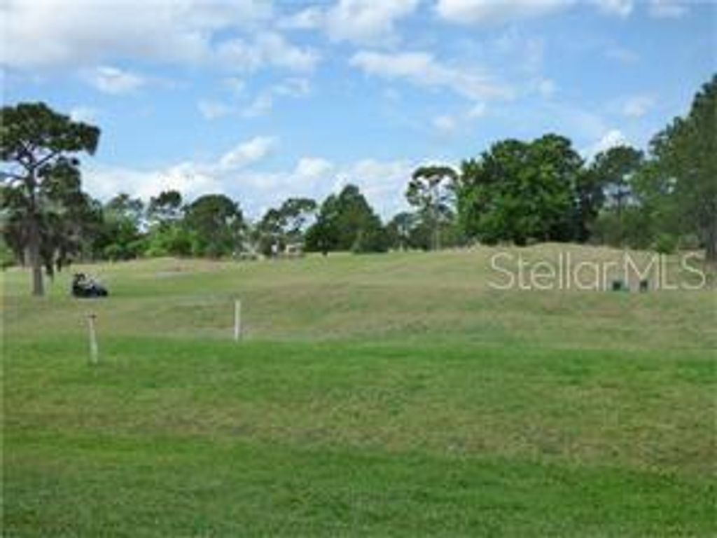 Image 16 of property listing at 13917 FAIRWAY ISLAND DRIVE 917, Orlando, FL 32837