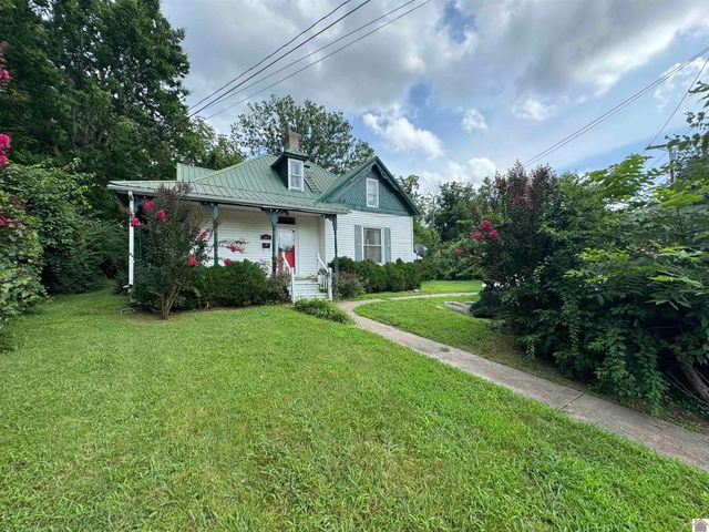 209 Cadiz Street, Princeton, KY 42445