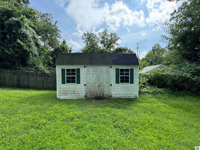 209 Cadiz Street, Princeton, KY 42445