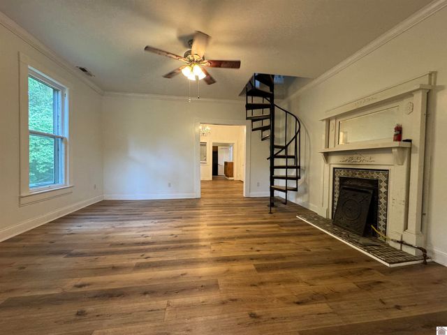 209 Cadiz Street, Princeton, KY 42445