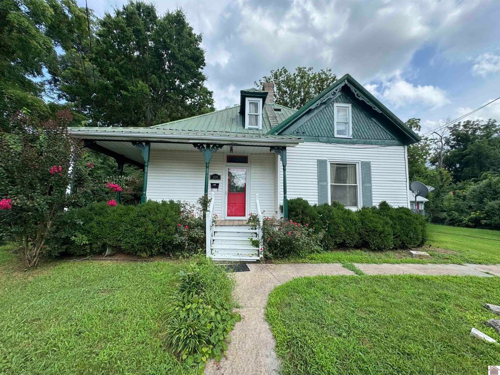 209 Cadiz Street, Princeton, KY 42445