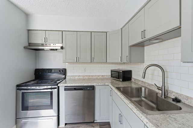 3423 Elm Hill Pike, Nashville, TN 37214