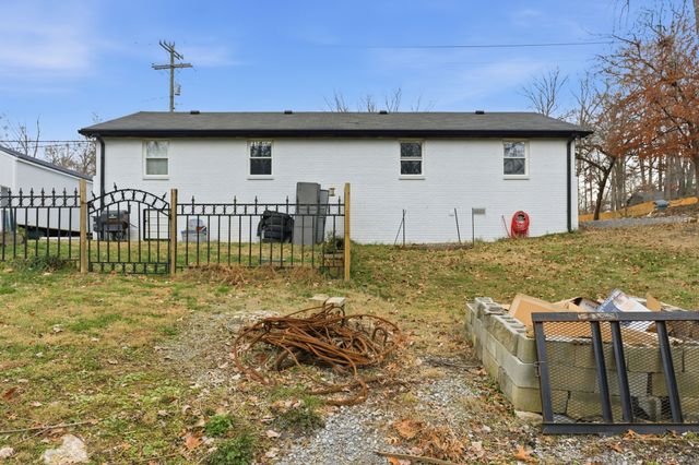 3423 Elm Hill Pike, Nashville, TN 37214