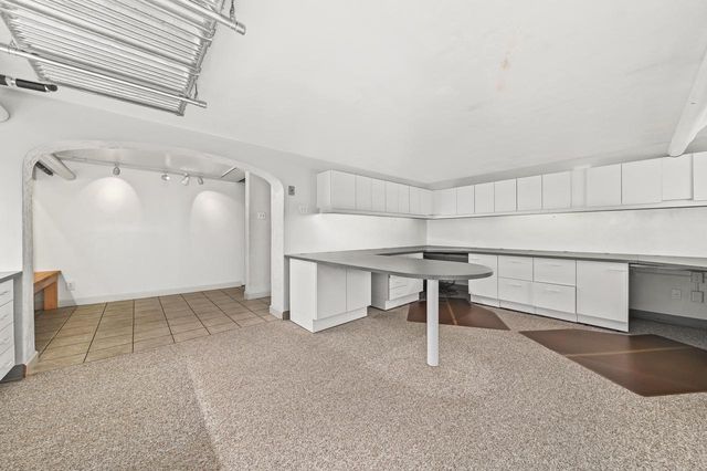 N87W15714 Kenwood BOULEVARD, Menomonee Falls, WI 53051