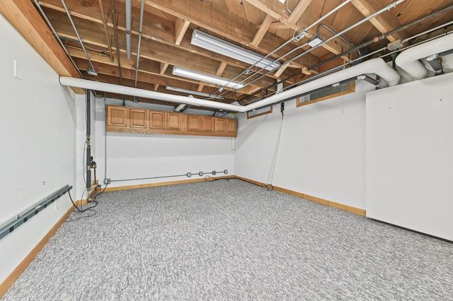N87W15714 Kenwood BOULEVARD, Menomonee Falls, WI 53051