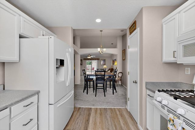 7471 Sanderling Road NW, Albuquerque, NM 87114