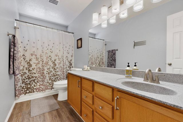 7471 Sanderling Road NW, Albuquerque, NM 87114