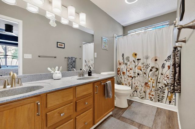 7471 Sanderling Road NW, Albuquerque, NM 87114