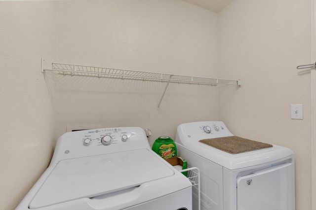 7471 Sanderling Road NW, Albuquerque, NM 87114