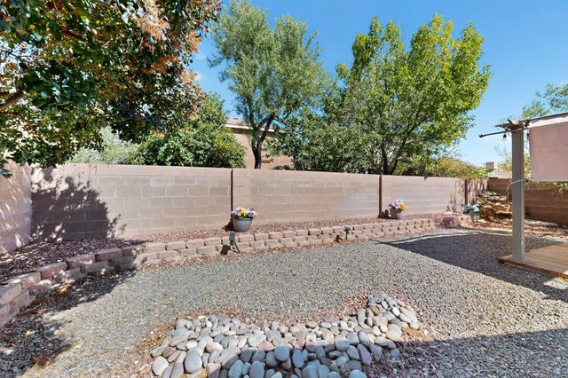 7471 Sanderling Road NW, Albuquerque, NM 87114