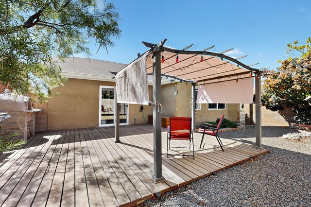 7471 Sanderling Road NW, Albuquerque, NM 87114