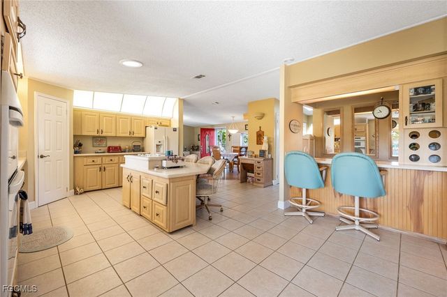 19675 Eagle Trace CT, North Fort Myers, FL 33903