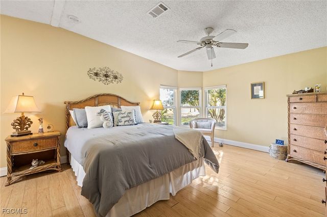 19675 Eagle Trace CT, North Fort Myers, FL 33903