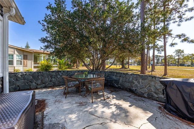 19675 Eagle Trace CT, North Fort Myers, FL 33903