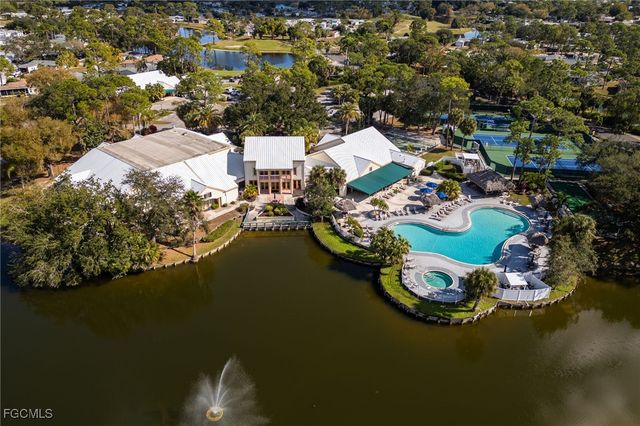 19675 Eagle Trace CT, North Fort Myers, FL 33903