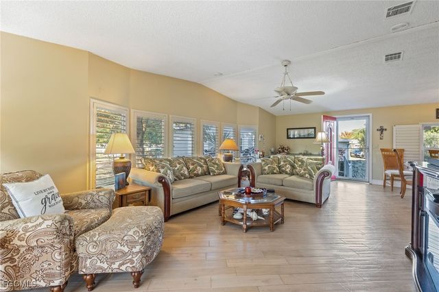 19675 Eagle Trace CT, North Fort Myers, FL 33903