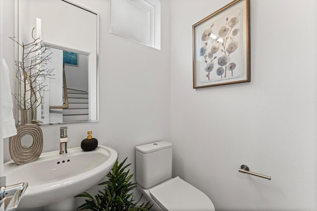 2111 Holman Street, Houston, TX 77004