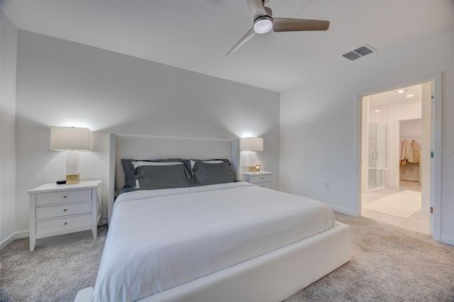 1095 KISTNA DRIVE, Zephyrhills, FL 33540