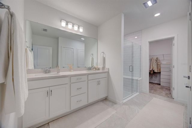 1095 KISTNA DRIVE, Zephyrhills, FL 33540