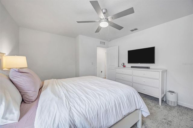 1095 KISTNA DRIVE, Zephyrhills, FL 33540