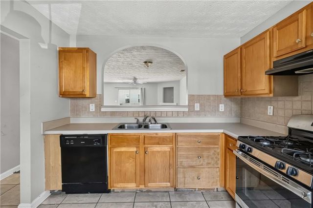 3216 Panthers Trace, Decatur, GA 30034